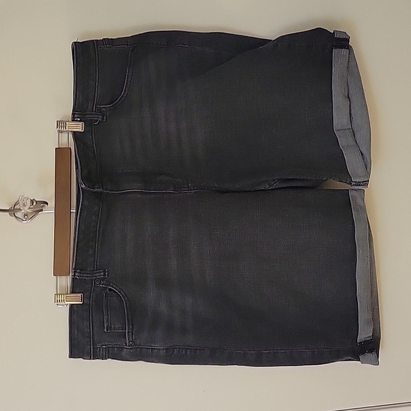 3/$30 SONOMA Black Denim Cut-off Bermuda High Rise Grunge Jean Shorts - Picture 3 of 10